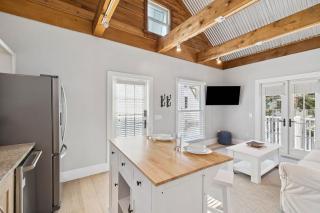 90 N Cartagena Carriage House by 30A Escapes - 1