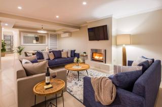 'Azure' Beachside Resort Escape for Groups - 9