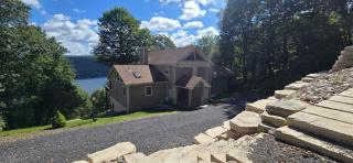 American Dream- 5 bedroom dog-friendly with hot tub, pool table and more! - 0