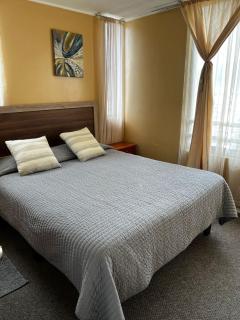 Dpto frente a la playa la Herradura con Piscina - 9