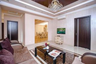 Mayrig building, 2 Bedroom large apartment with balcony - Erevan - 5