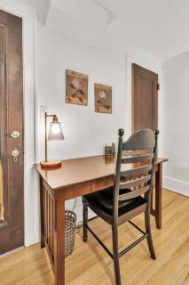 The Royal Villa by Granger Gardens - Ann Arbor - 2