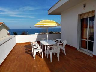 ATTICO trilocale cod 217 VISTA MARE - 0