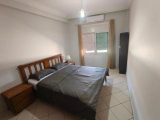 Bright Air Conditioned Apartment Near City Center - 0