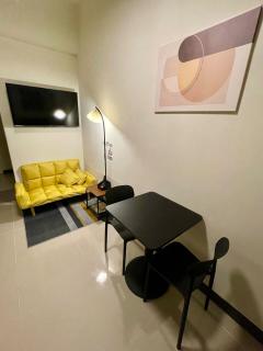 CoziEr Stay in Tomas Morato Self Check-in - 9