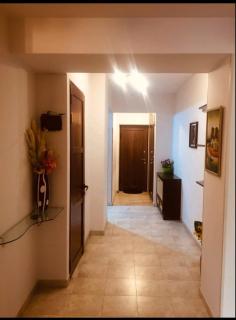 Full Apartment - 9