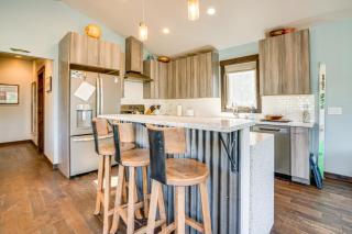 Hike, Soak & Play: Keystone Home w/ Views! - 2