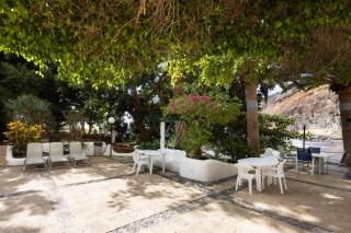 Frontline Beach Apartment - 1