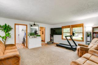 2 Mi to Turtle Creek Casino Home with Game Room! - Williamsburg - 7