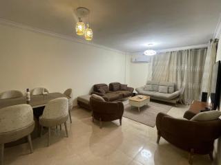تلاته نوم 3 حمام مطبخ رسيبشن مكيفه بالكامل فرش فندقي واي فاي دور تالت أسانسير - 4