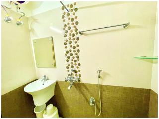 Hotel Vaidehi Stay Near Mall Road Nainital - - 1