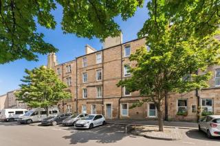 Stylish 1 Bed Edinburgh City Centre Apartment - 8