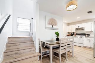 Mid City Canal st 2 bedroom cute house - 2