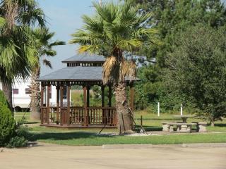 Winnie Inn Suites & RV Park - 7