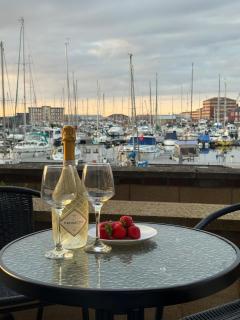 Hartlepool Marina View Apartment - 6