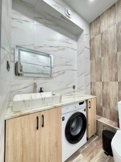 2 room Almatym in the very center of the city near the mega park and walking distance to the Arbat - 1