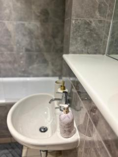AO Arena - Contemporary - MCR City Pad - Parking - Manchester - 5