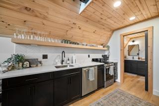Alpine A-Frame at Calm Ridge Treehouses - Boone - 1