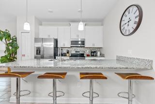 Cozy 05 Bedrooms4 Baths At Storey Lake - 3