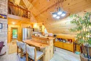 Explore Mt St Helens A-Frame Chalet with Deck! - Cougar - 6