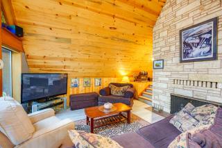 Explore Mt St Helens A-Frame Chalet with Deck! - 1