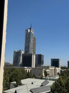 Cozy Apartment in City Centre - Tachkent - 6
