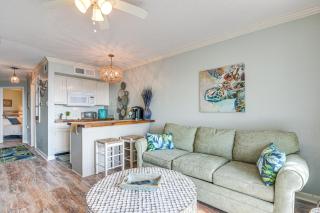 Pool & Hot Tub Access: Beachside Galveston Condo! - 7