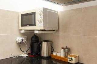 Rising Sun Top-Floor Flat - 2