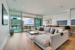 QV Stays Pure Luxury on the Viaduct - 0