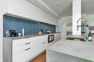 QV Stays Pure Luxury on the Viaduct - 3