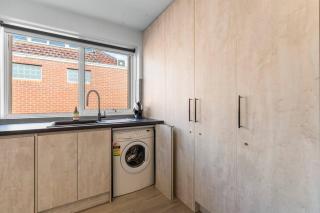 Luxe St Kilda Retreat - 2