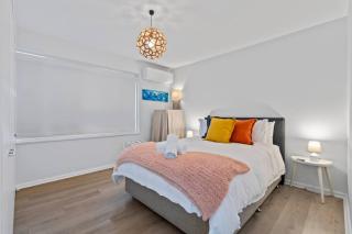 Luxe St Kilda Retreat - 5