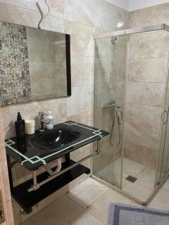 Hibiscus Accommodations and breakfast , Himarë - Himare - 1