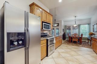 Pomegranate Leisure - 1