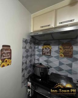 Cylos Place Eastwood Modern Condo Staycation - 8