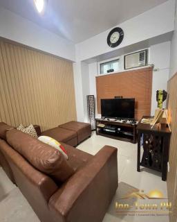 Cylos Place Eastwood Modern Condo Staycation - 5