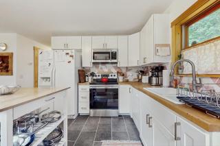 Turner Hill Cottage - 1