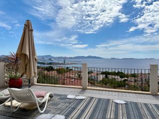 Superbe terrasse avec vue panoramique sur la mer - 2