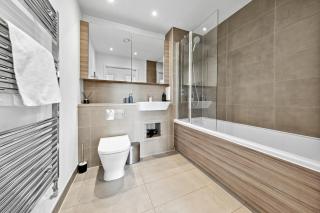 Fantastic 2 bed Flat with view IG11 - 5