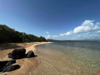 Amazing Location Beach House - 5