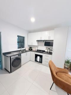 Urban Bleu - Cozy Sarona Unit - 1