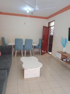 Mtwapa Luxurious 3 Bedroom with Pool - 8