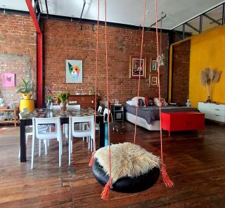 Pet-friendly City Loft Apartment - 0