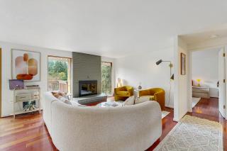 The Canopy House - 0