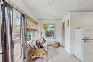 Ground Level - Serenity in Surf City - 8