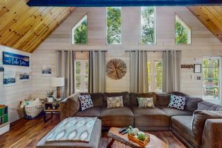 Laid-back in Lake Arrowhead - 2
