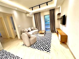 121/14/3 · Stylish Luxury 2BR AptMadinty+Patio (Super Comfy) - 0