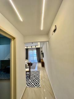 121/14/3 · Stylish Luxury 2BR AptMadinty+Patio (Super Comfy) - 6