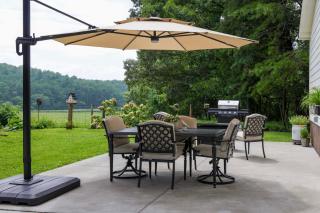 half Mi to Lake Nottely Blairsville Home with Patio! - 9