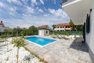 Apartman, Milovčići - 8